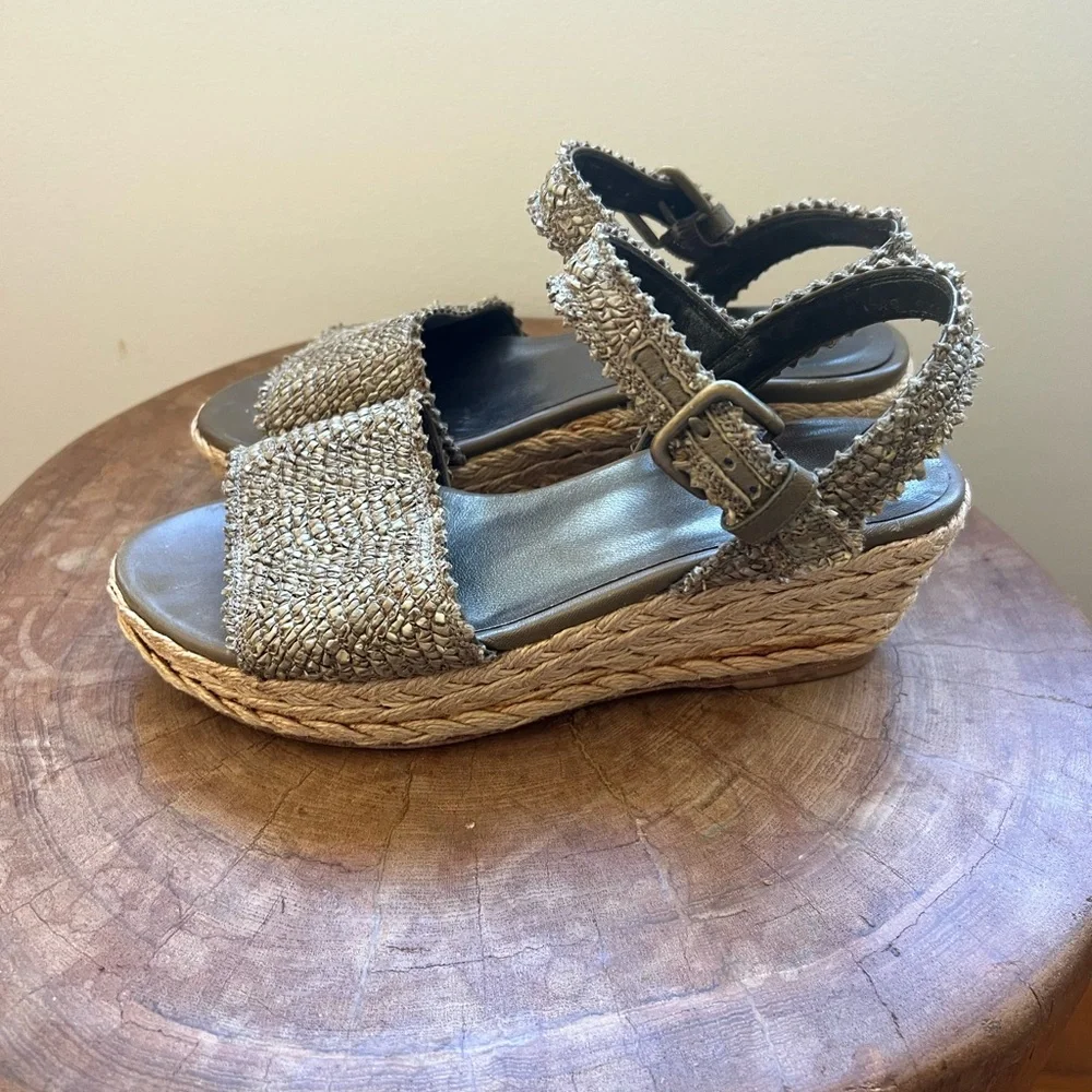 Stuart Weitzman Tan Olive Green Espadrille Wedges